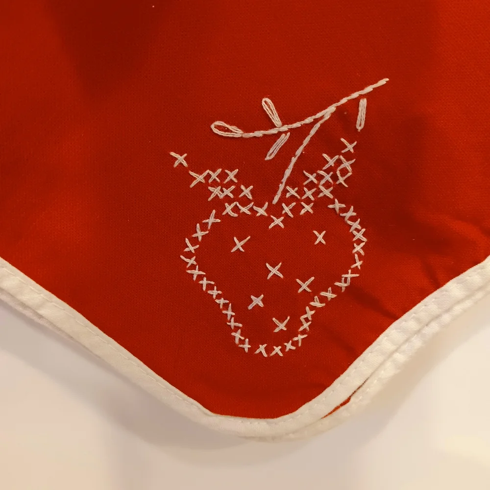Vintage 1960s Strawberry Tea/Luncheon Napkins Set of 4